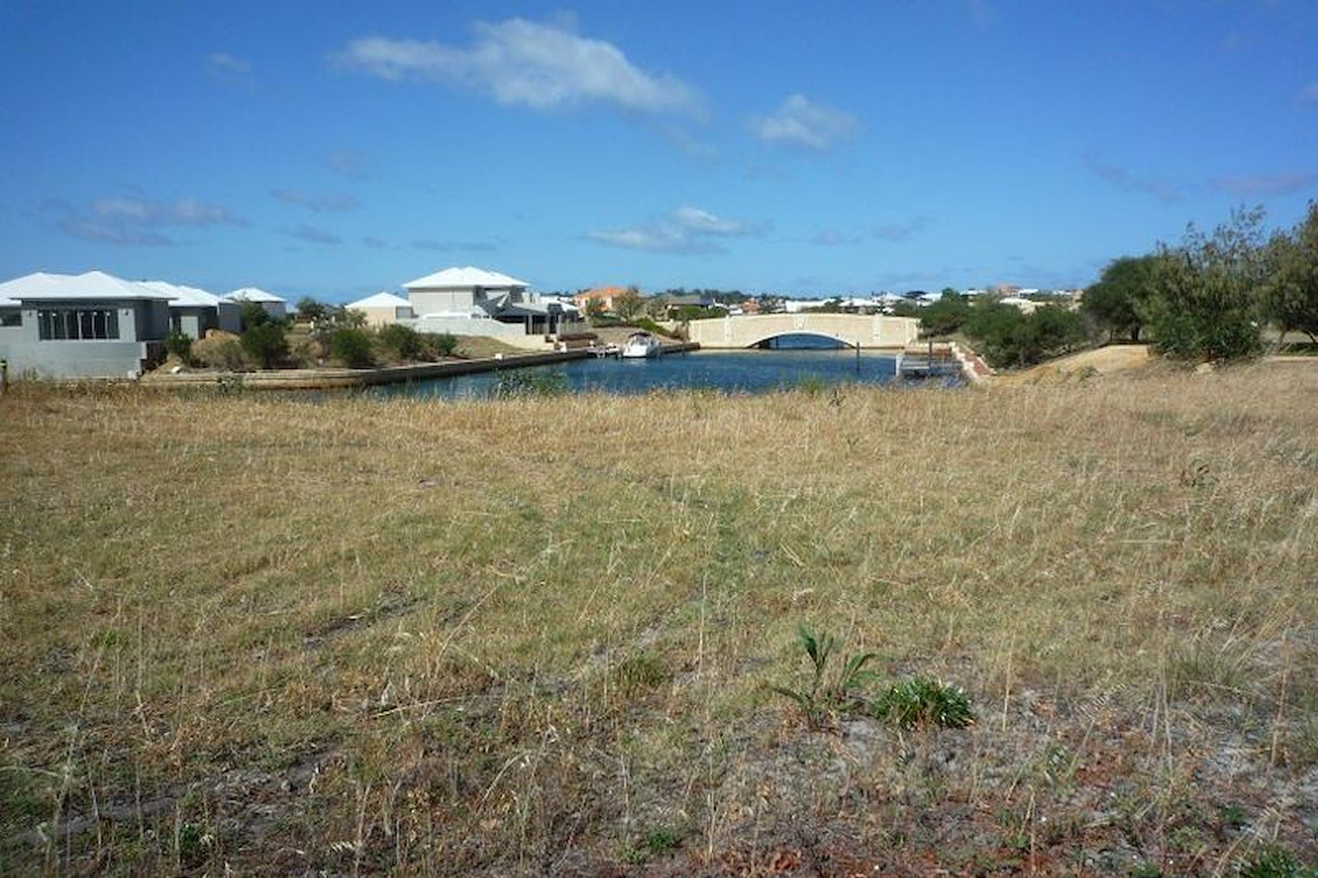 15 Estuary Place, Wannanup, WA 6210