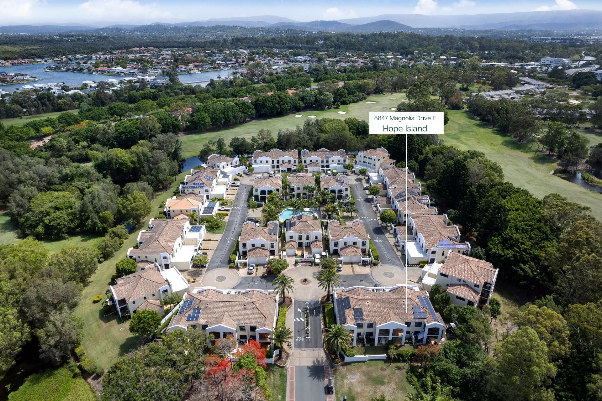 8847 Magnolia Drive East, Hope Island, QLD 4212