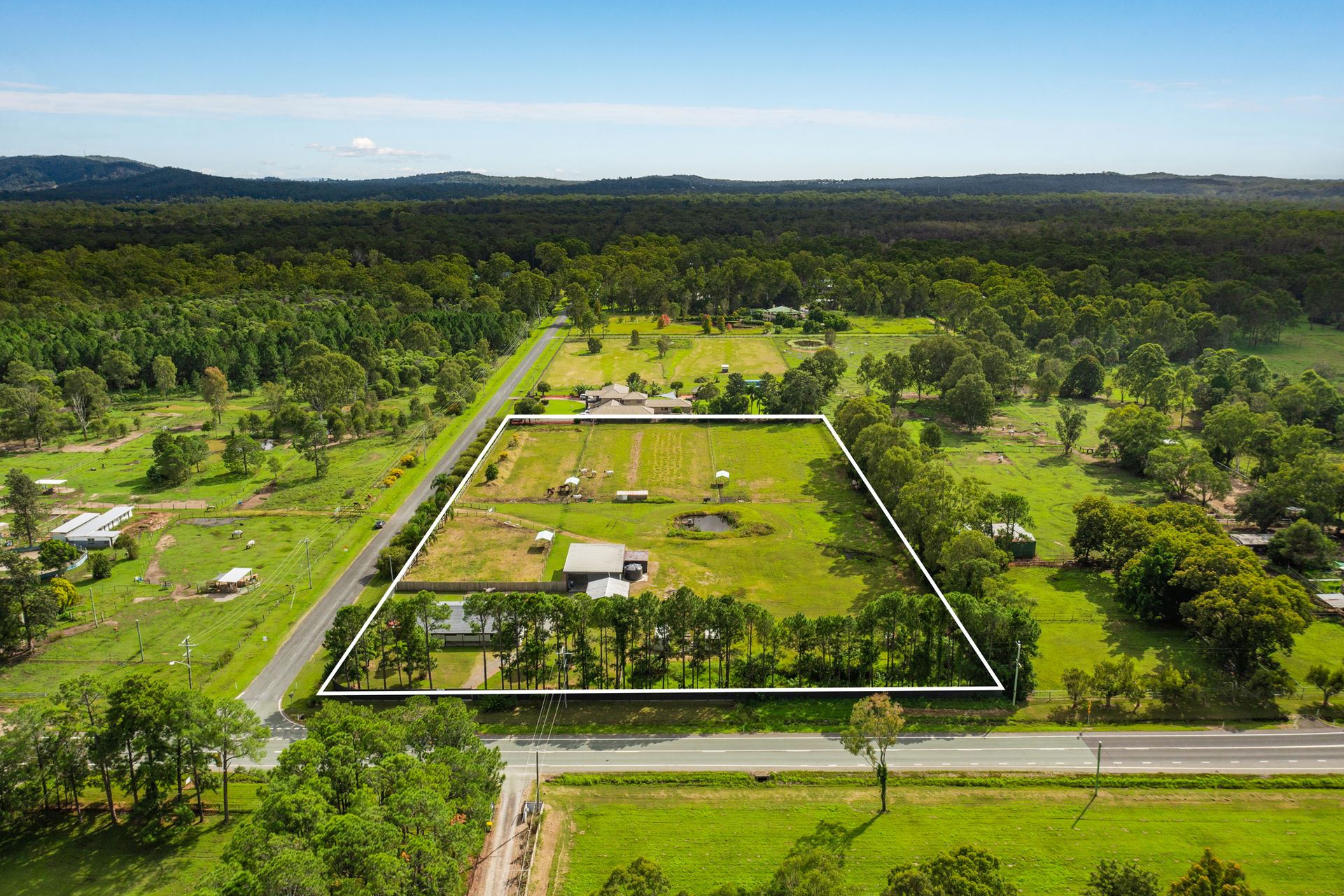 572 Beenleigh Redland Bay Road, Carbrook, QLD 4130