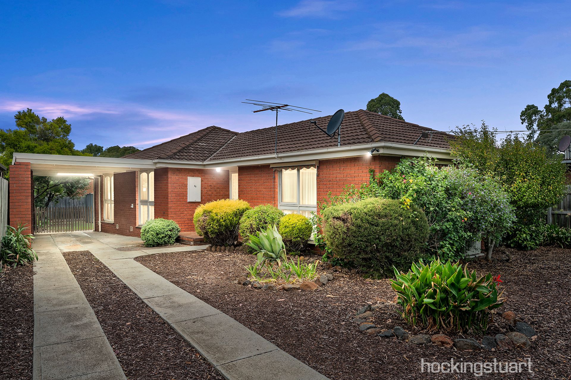 25 Eaton Street, Melton South, VIC 3338