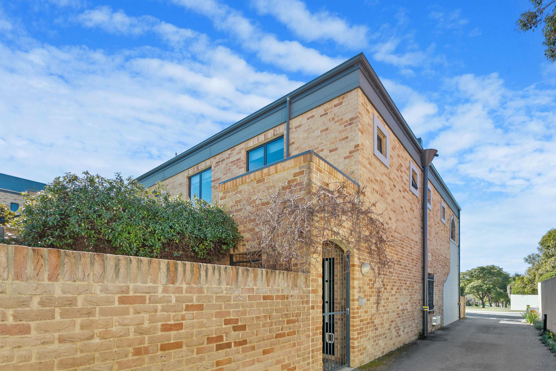 3/8 Bay Road, Claremont, WA 6010