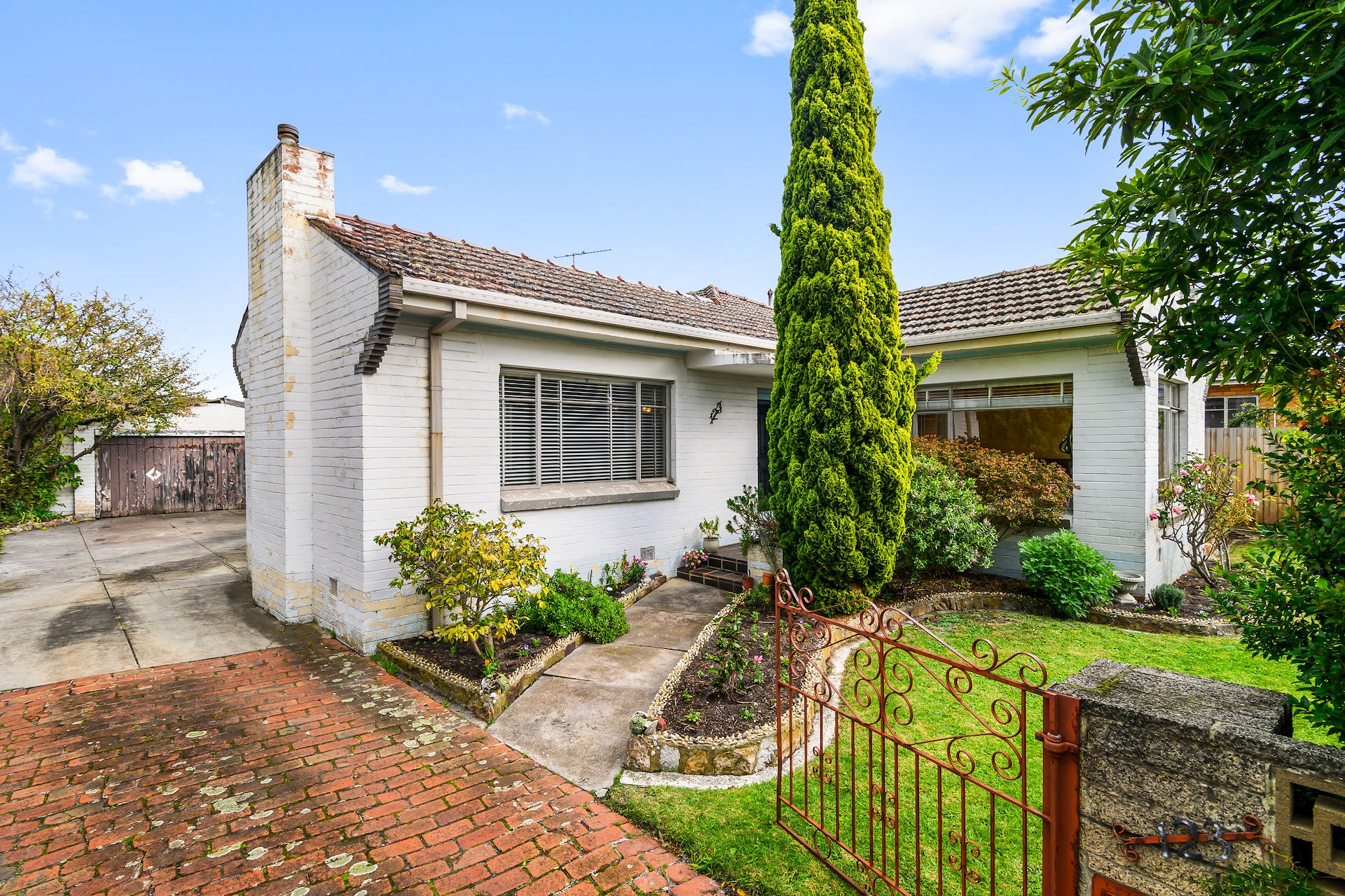 123 Warrigal Road