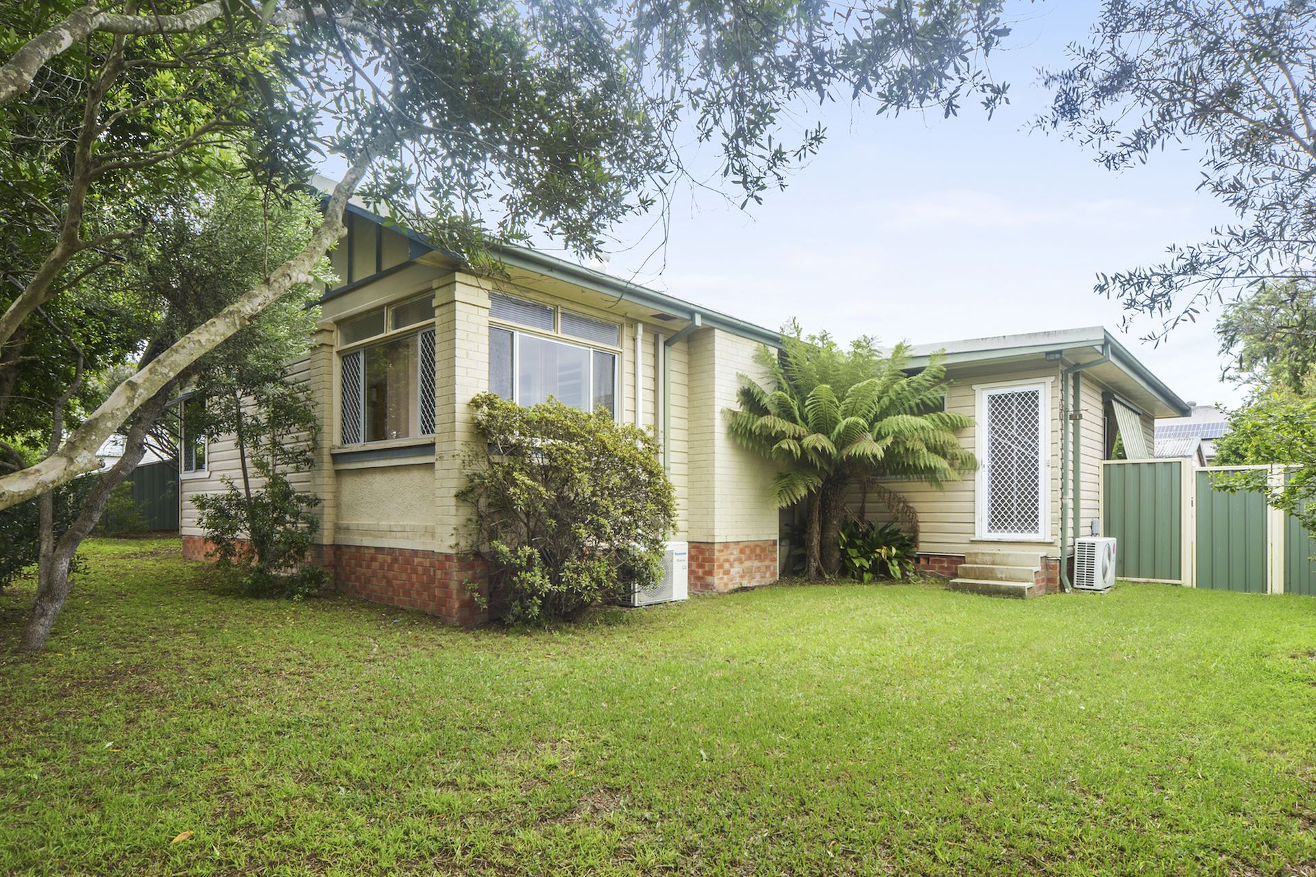 21 Bunberra Street, Bomaderry, NSW 2541