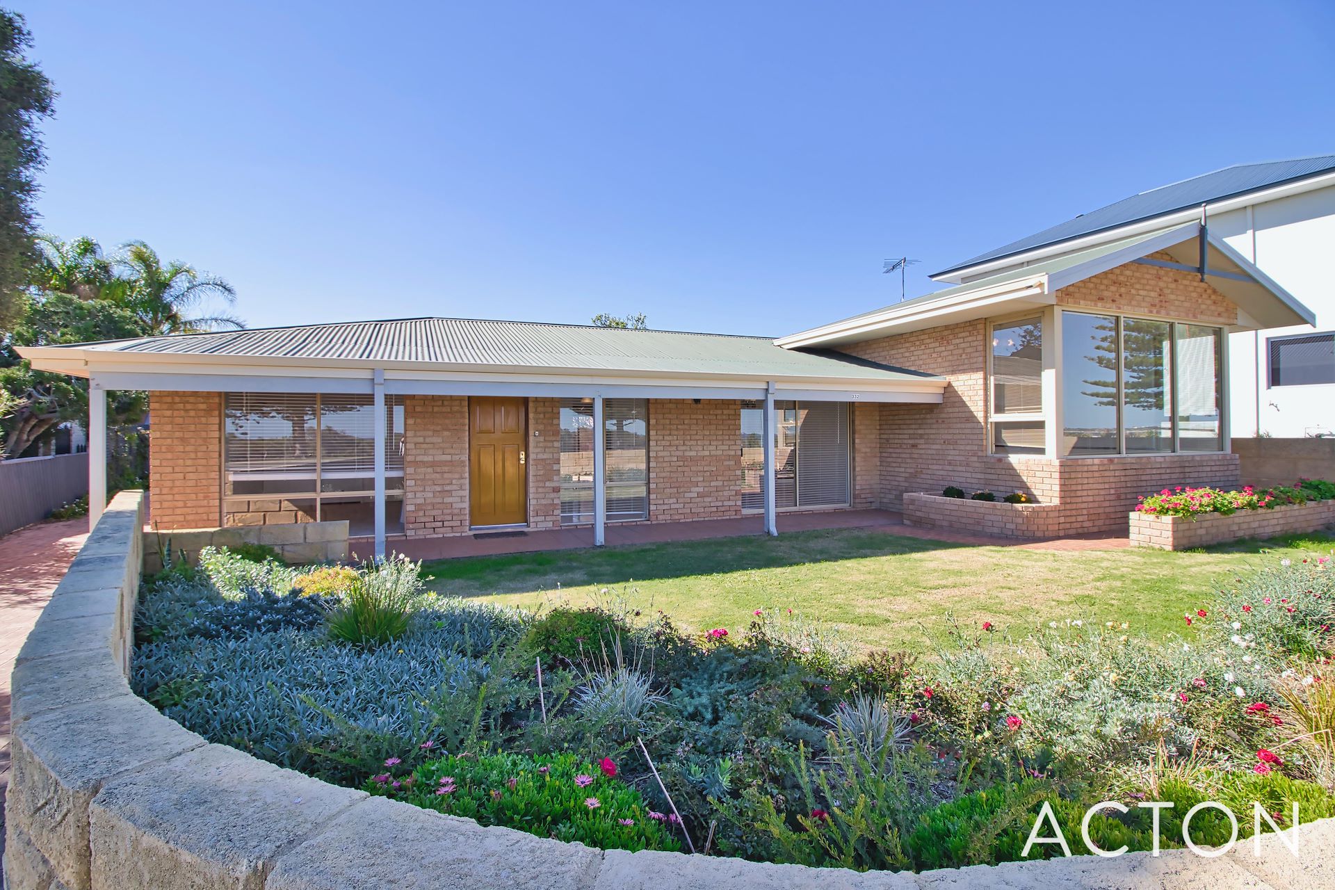 332 Safety Bay Road, Safety Bay, WA 6169