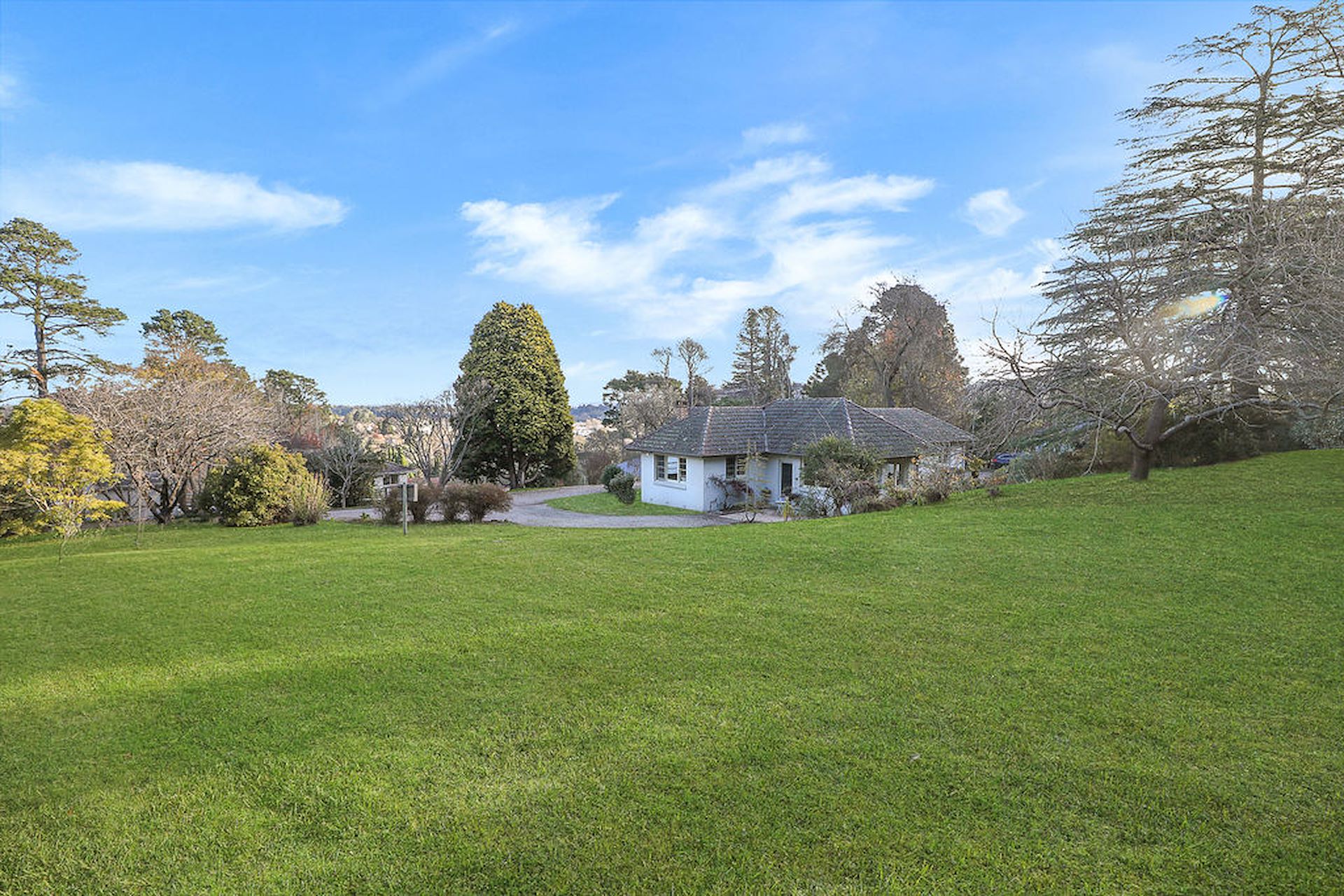 50 Oxley Drive, Bowral, NSW 2576