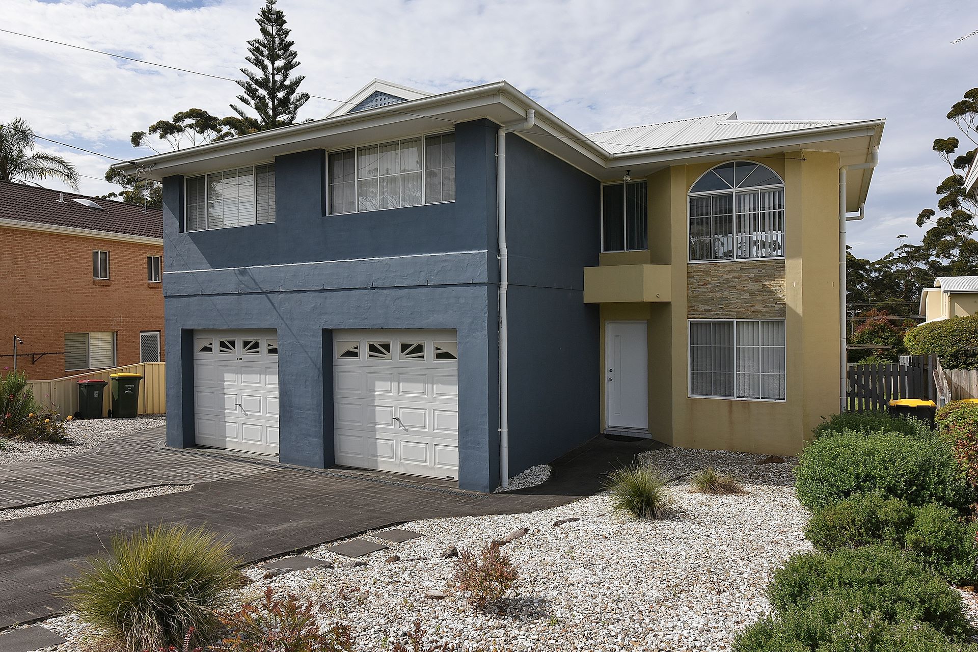 2/360 Elizabeth Drive