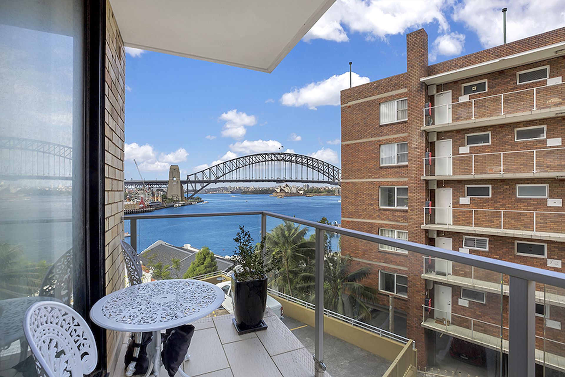 17/21 East Crescent Street, McMahons Point, NSW 2060