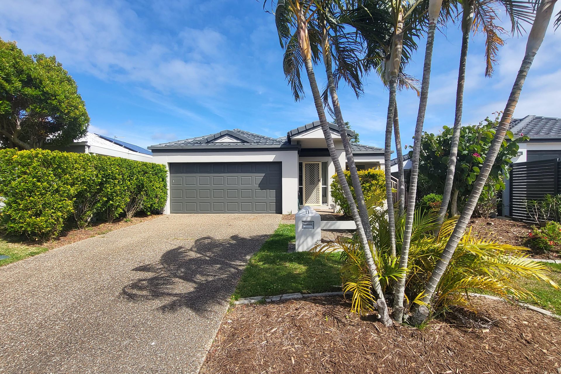 11 Gainsborough Drive