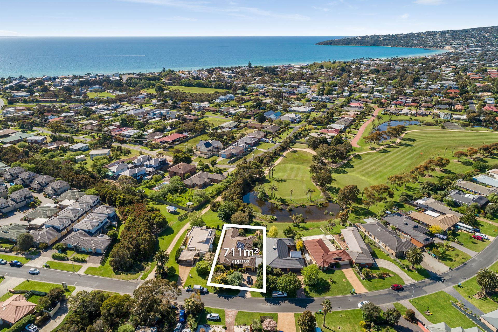 100 Country Club Drive, Safety Beach, VIC 3936
