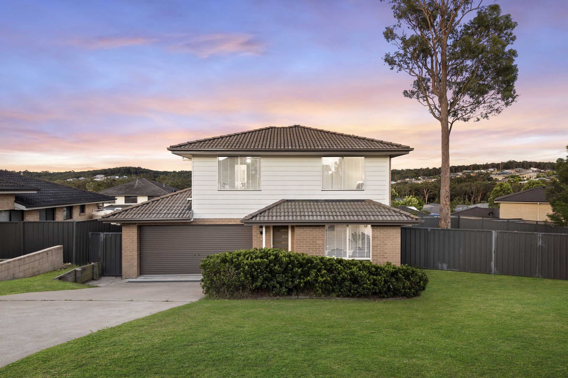 10 Emory Place, Cameron Park, NSW 2285
