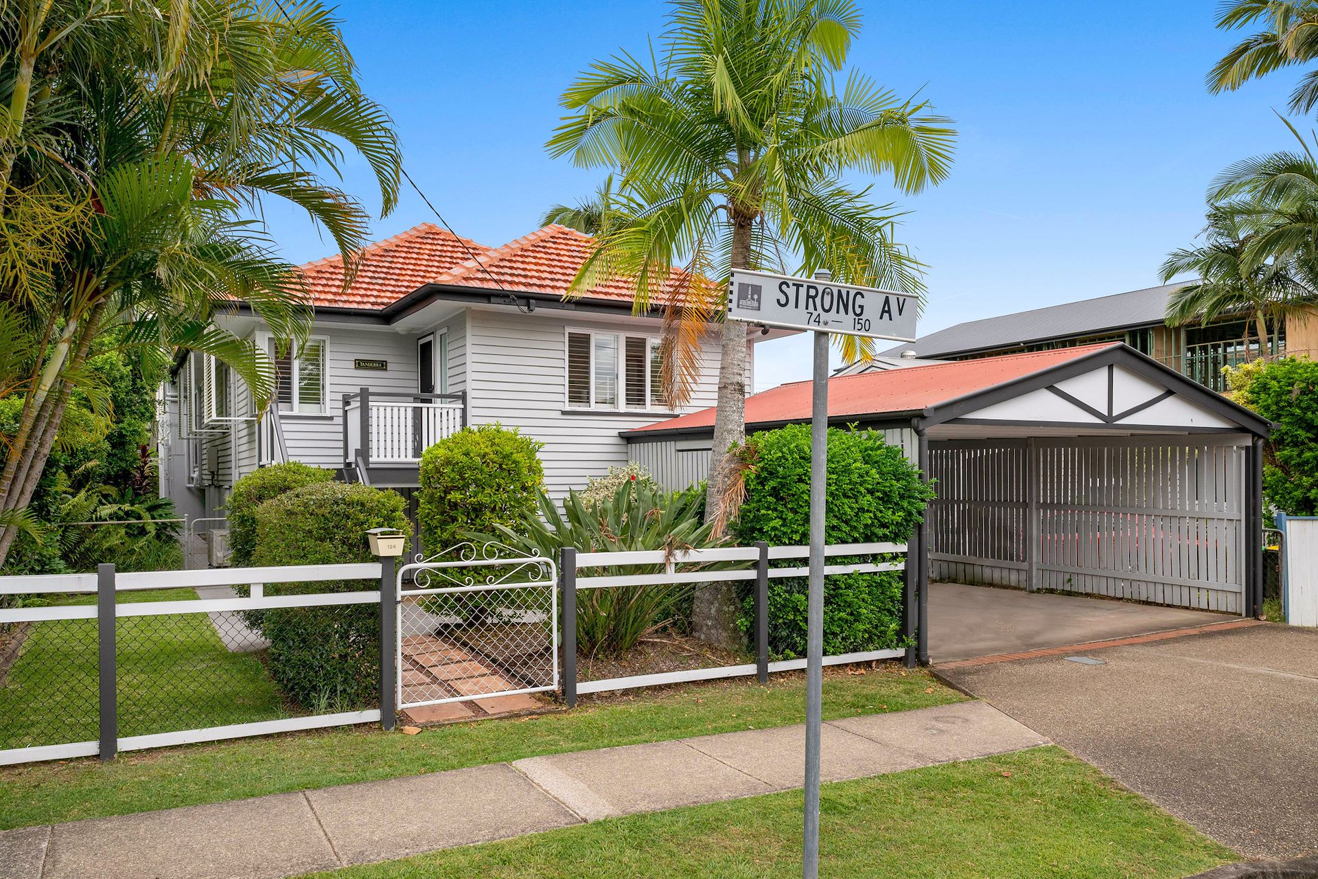 124 Strong Avenue, Graceville, QLD 4075