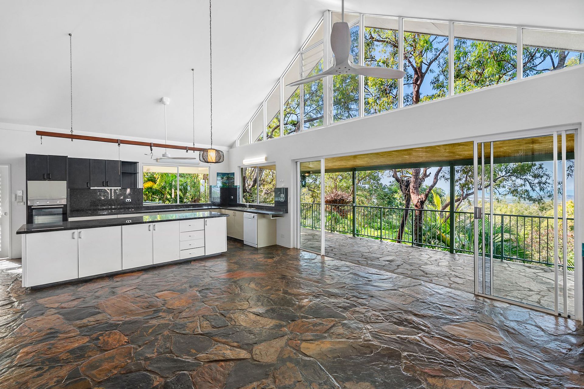 5456 Chatham Terrace, Smithfield, QLD 4878