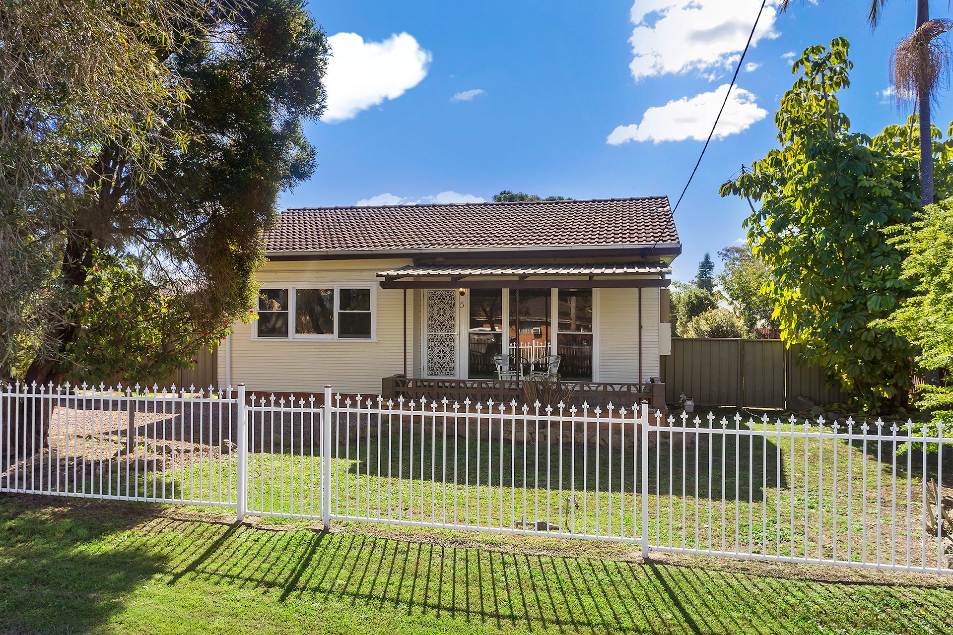 5 Ellalong Street, Pelaw Main, NSW 2327