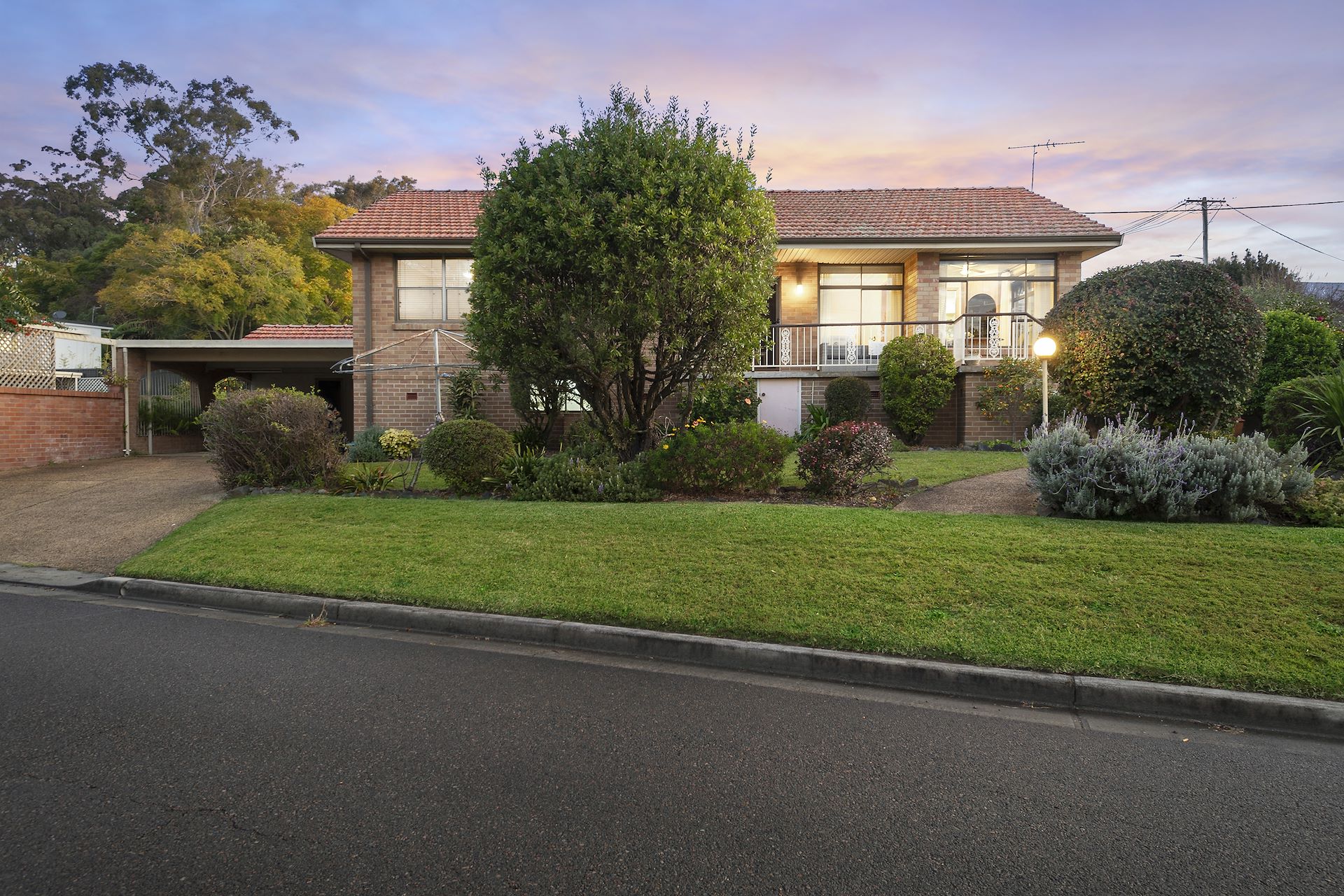 2 Croft Road, Eleebana, NSW 2282