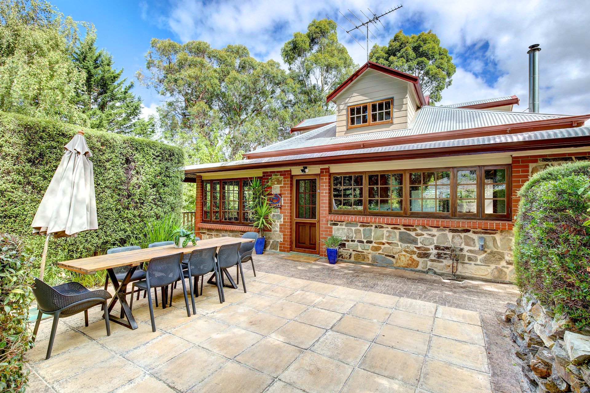 12 Honeysuckle Grove, Bridgewater, SA 5155