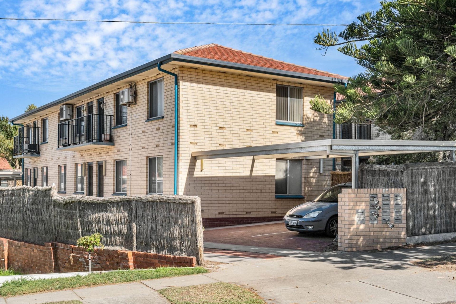 9 5A Henley Beach Road Henley Beach South SA 5022 9 5A Henley Beach Road Henley Beach South SA 5022