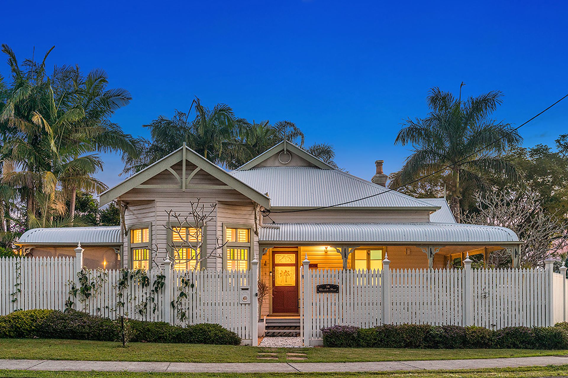 14 Charlotte Street, Bangalow, NSW 2479 14 Charlotte Street, Bangalow, NSW 2479