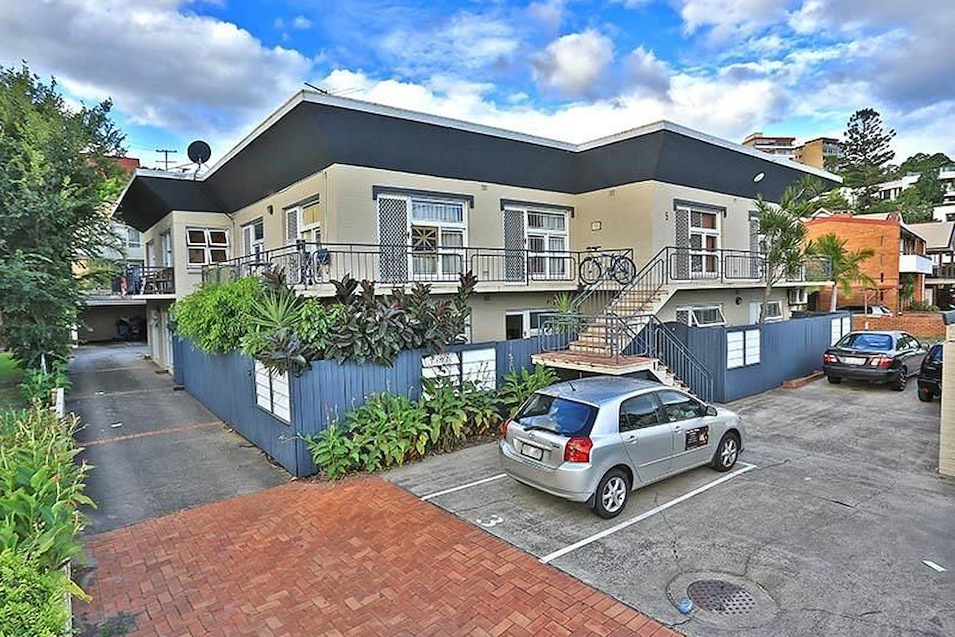 8/264 Kingsford Smith Drive