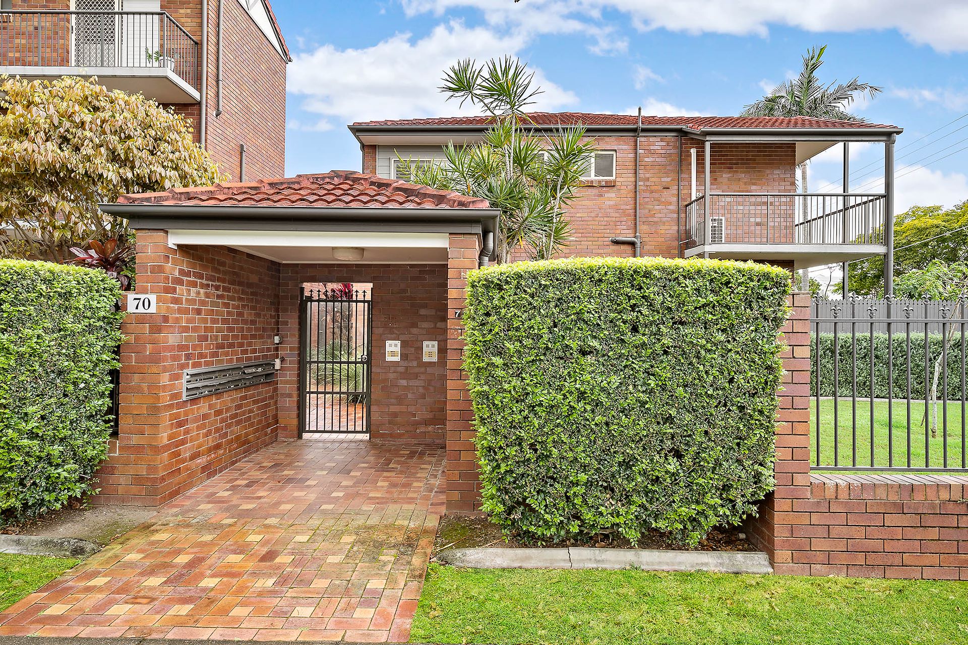 1 70 Beatrice Terrace Ascot QLD 4007