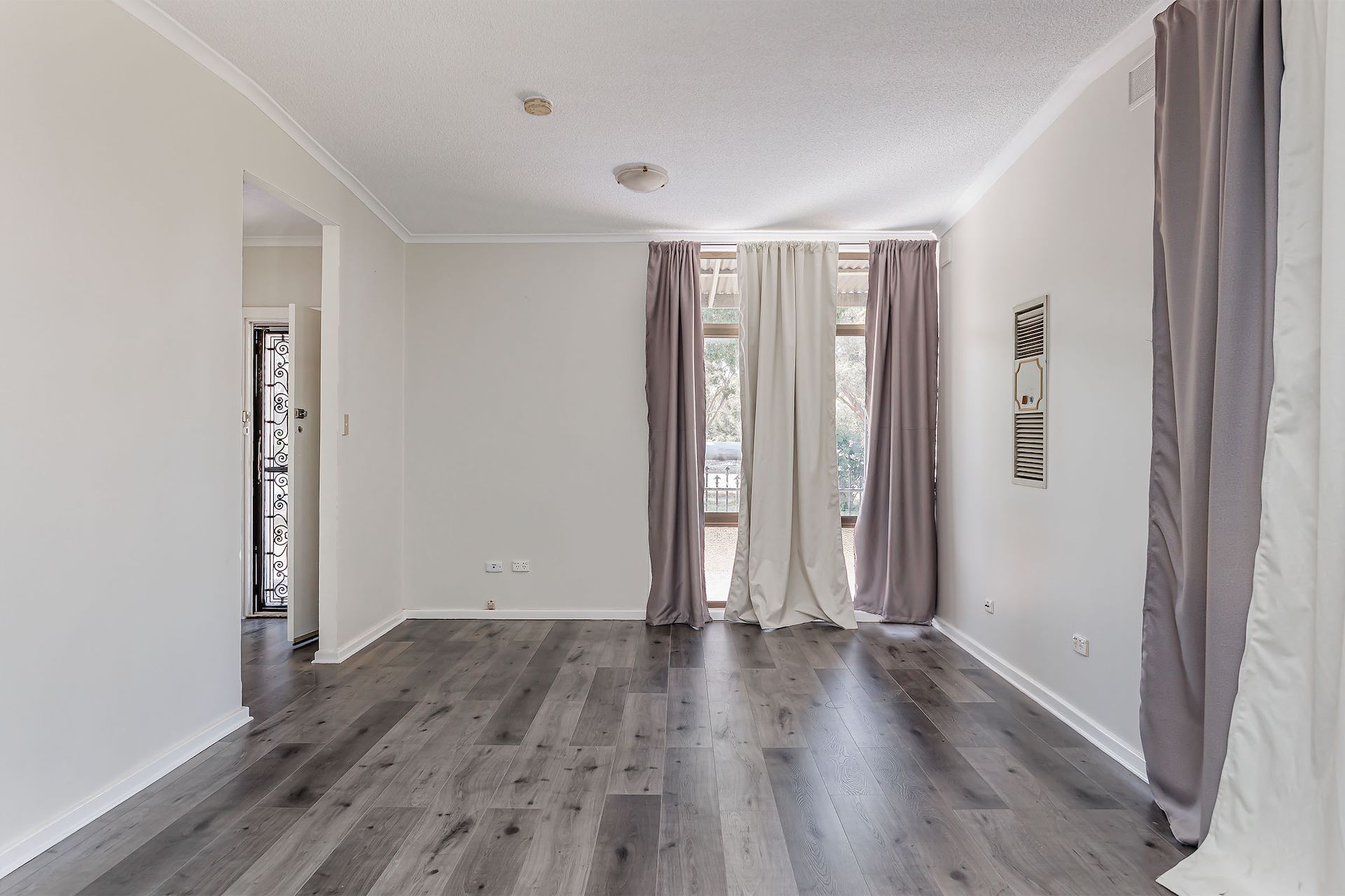 49 Shillabeer  Road, Elizabeth Park, SA, Elizabeth Park - Thumbnail 4