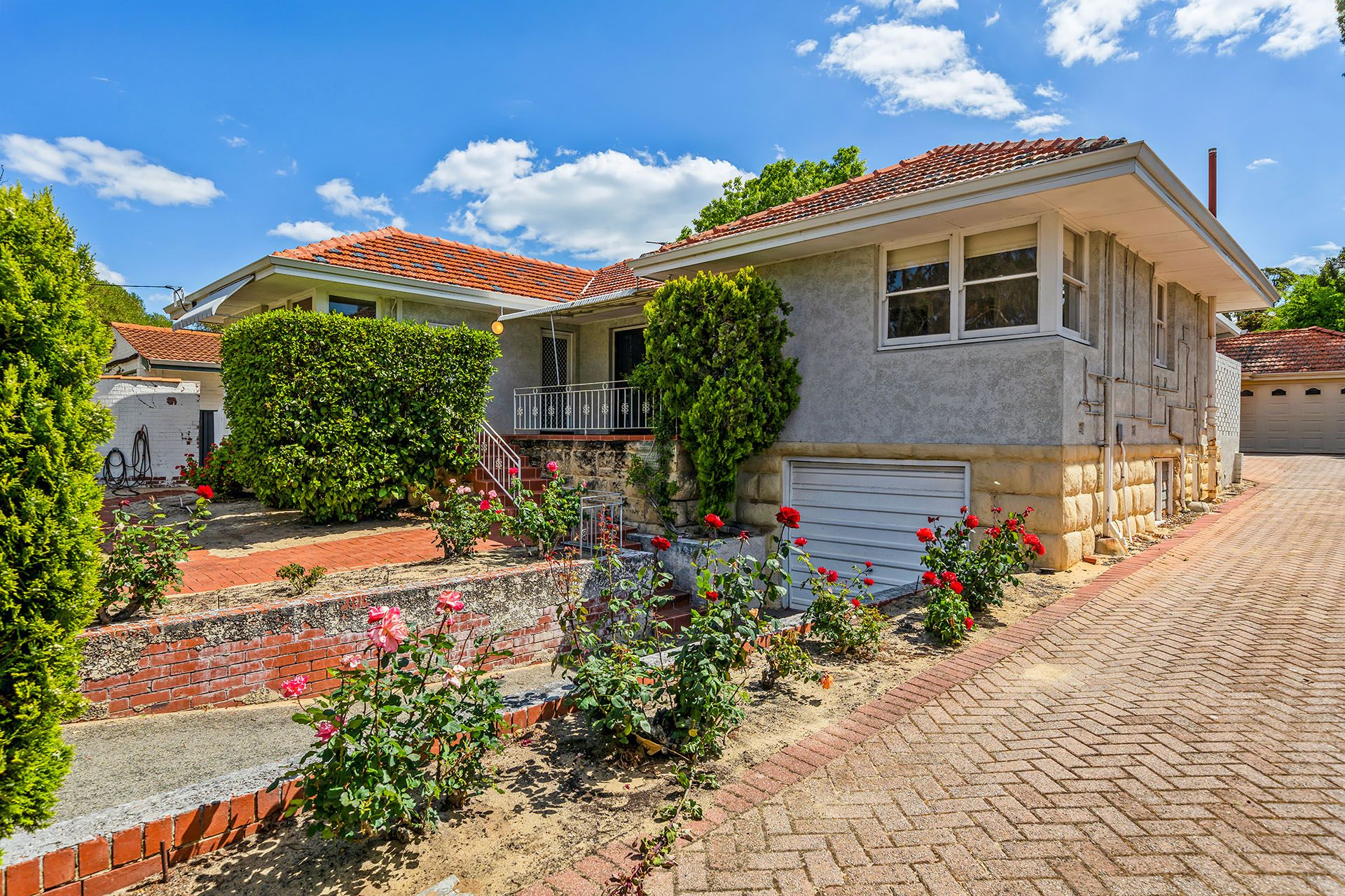 107 Rochdale Road, Mount Claremont, WA 6010