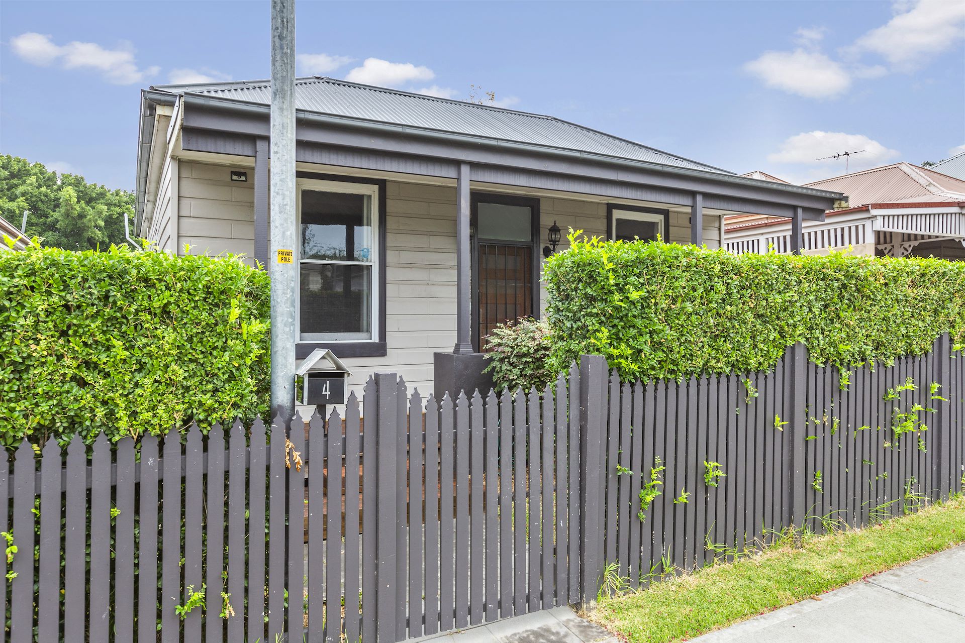 4 Fawcett Street, Mayfield, NSW 2304