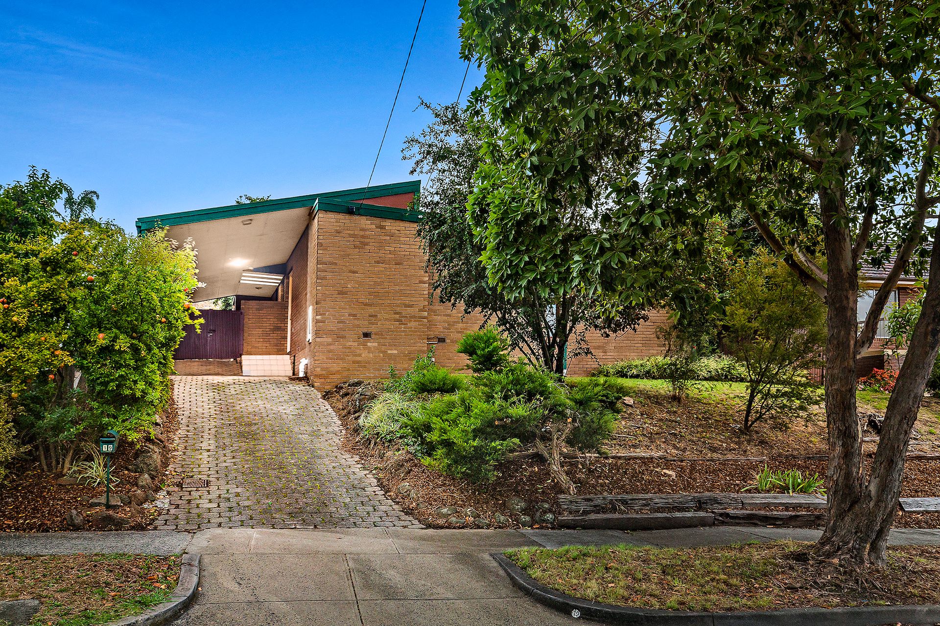 19 Belinda Crescent, Doncaster East, VIC 3109