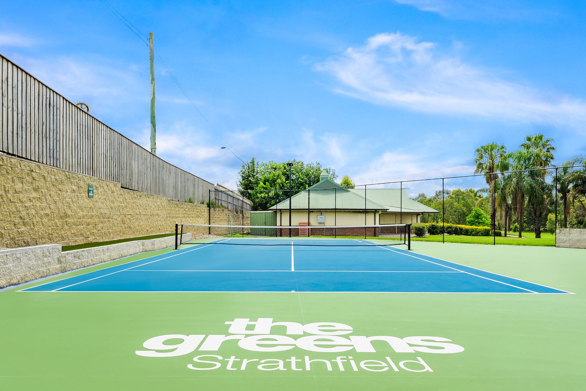 A508/86 Centenary Drive