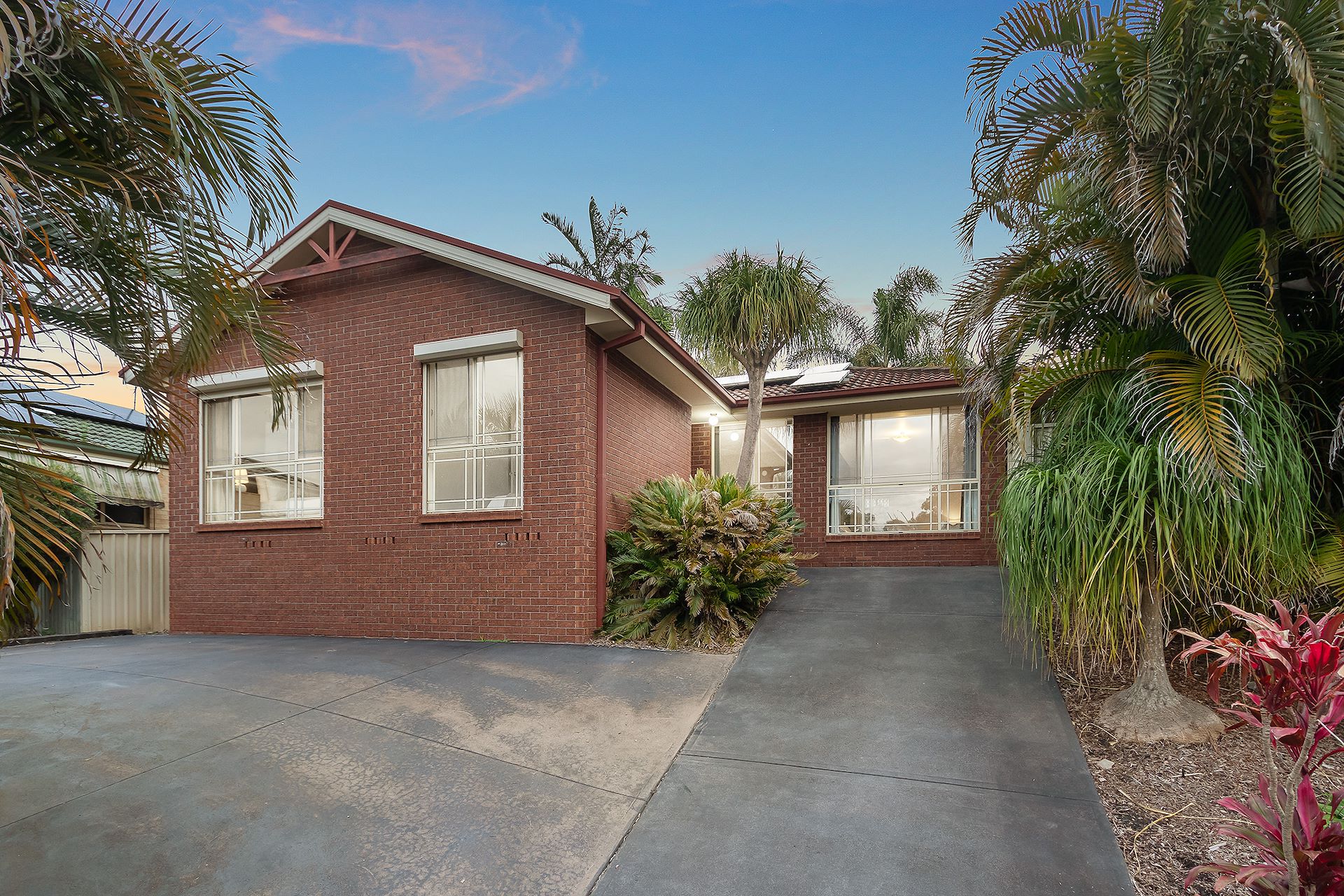 17 Delaware Drive, Macquarie Hills, NSW 2285