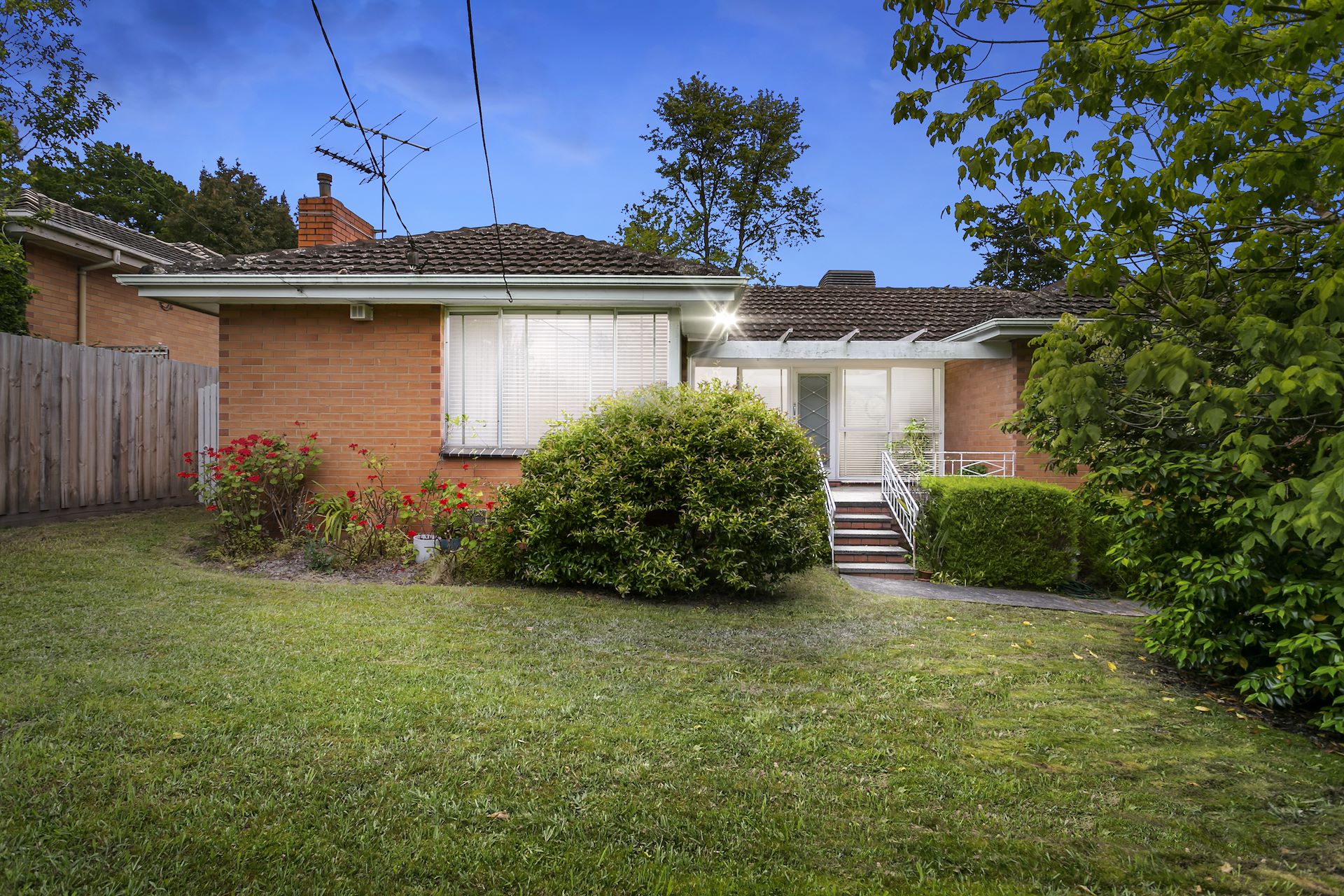 90 Dorset Road, Croydon, VIC 3136