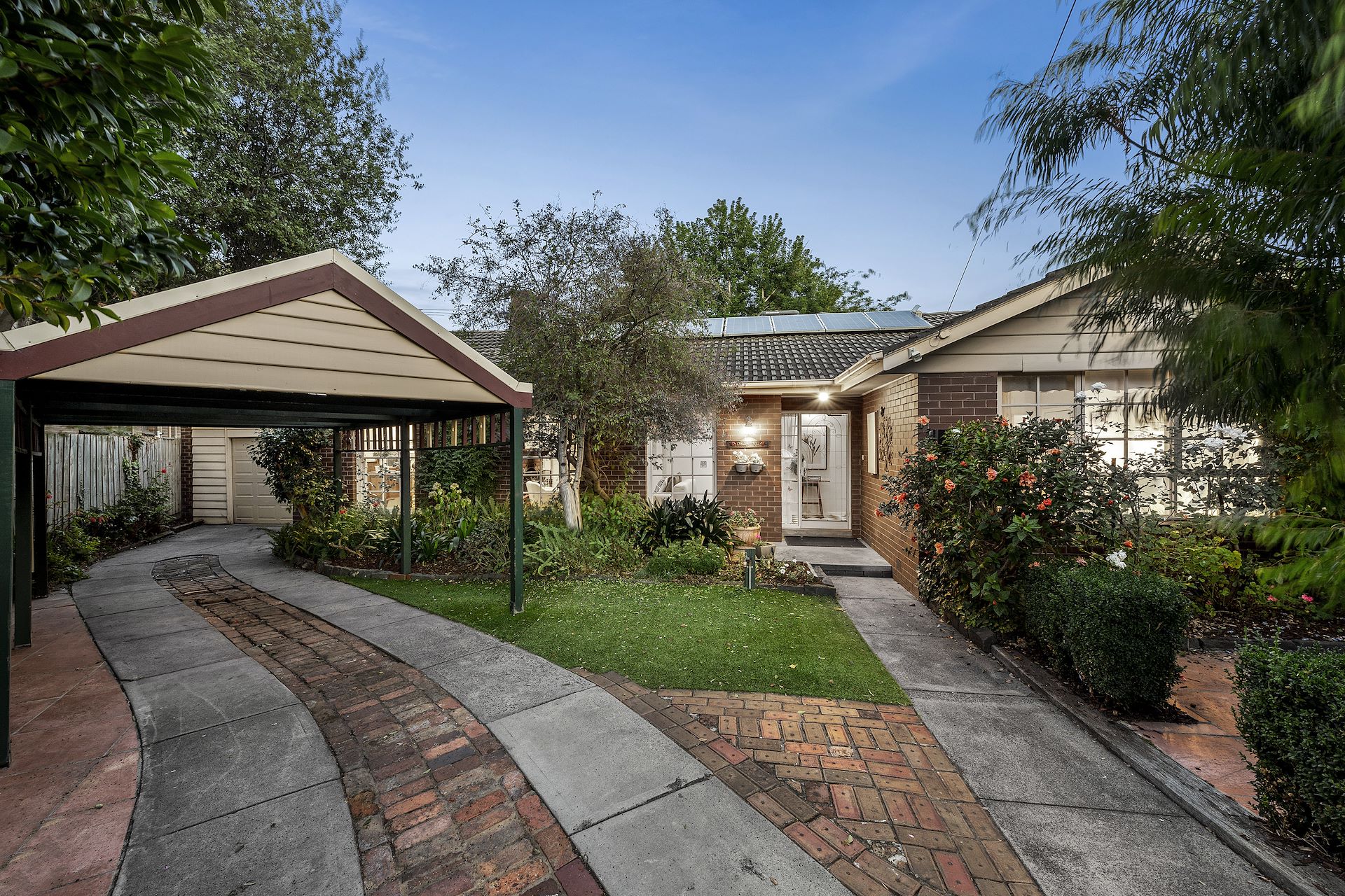 14 Coral Court, Cheltenham, VIC 3192