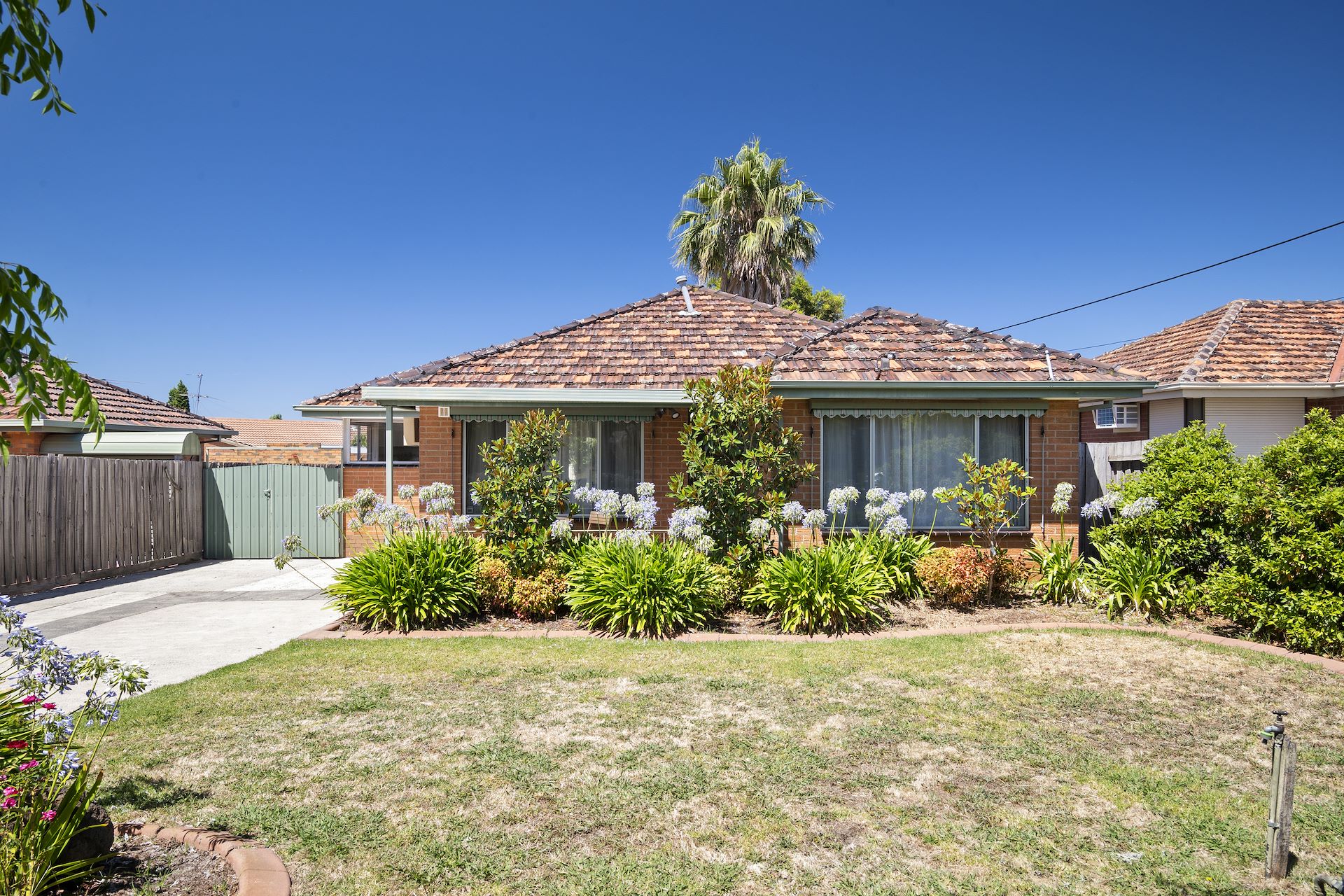 43 Pinewood Drive, Thomastown, VIC 3074