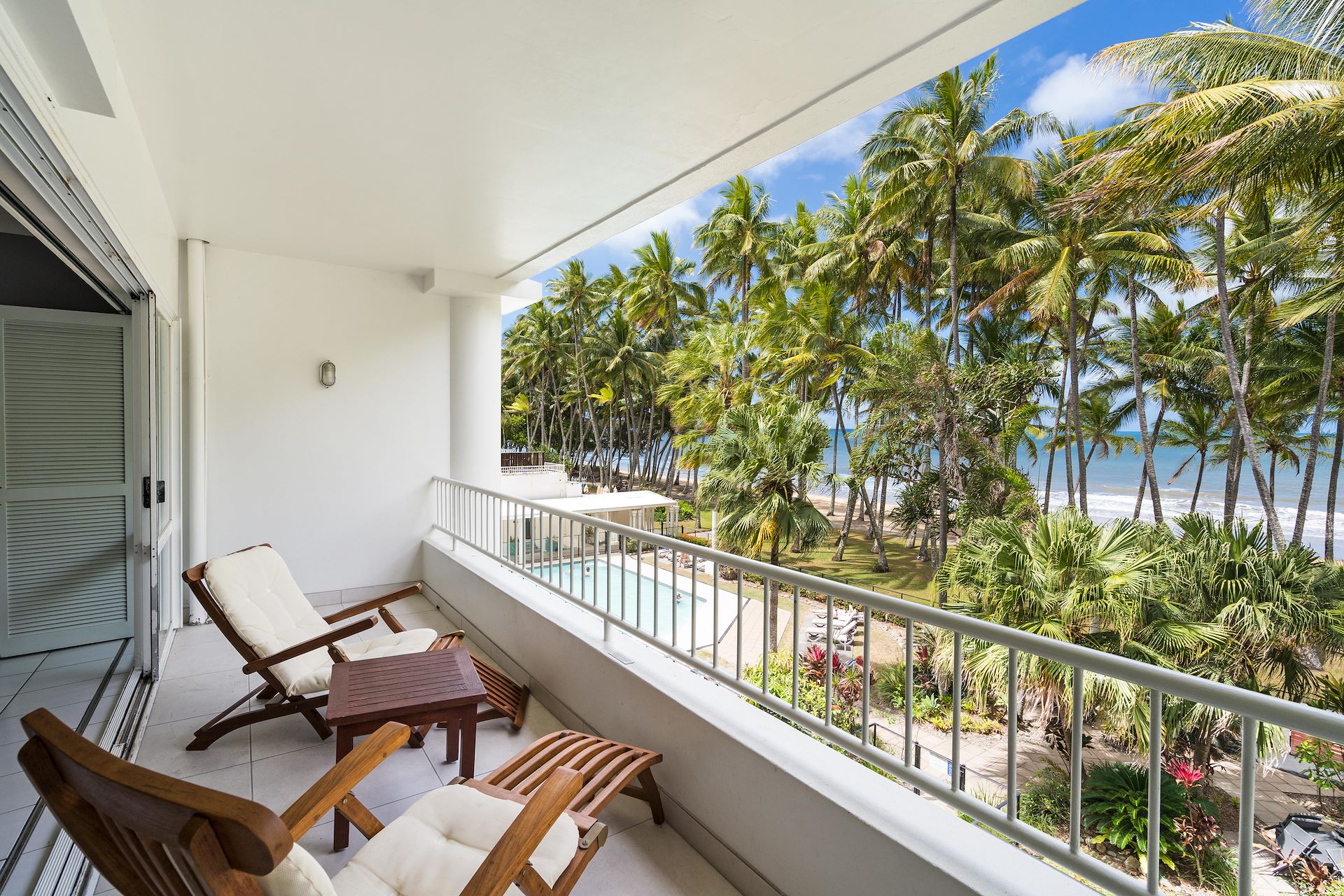 27/9 Veivers Road, Palm Cove, QLD 4879