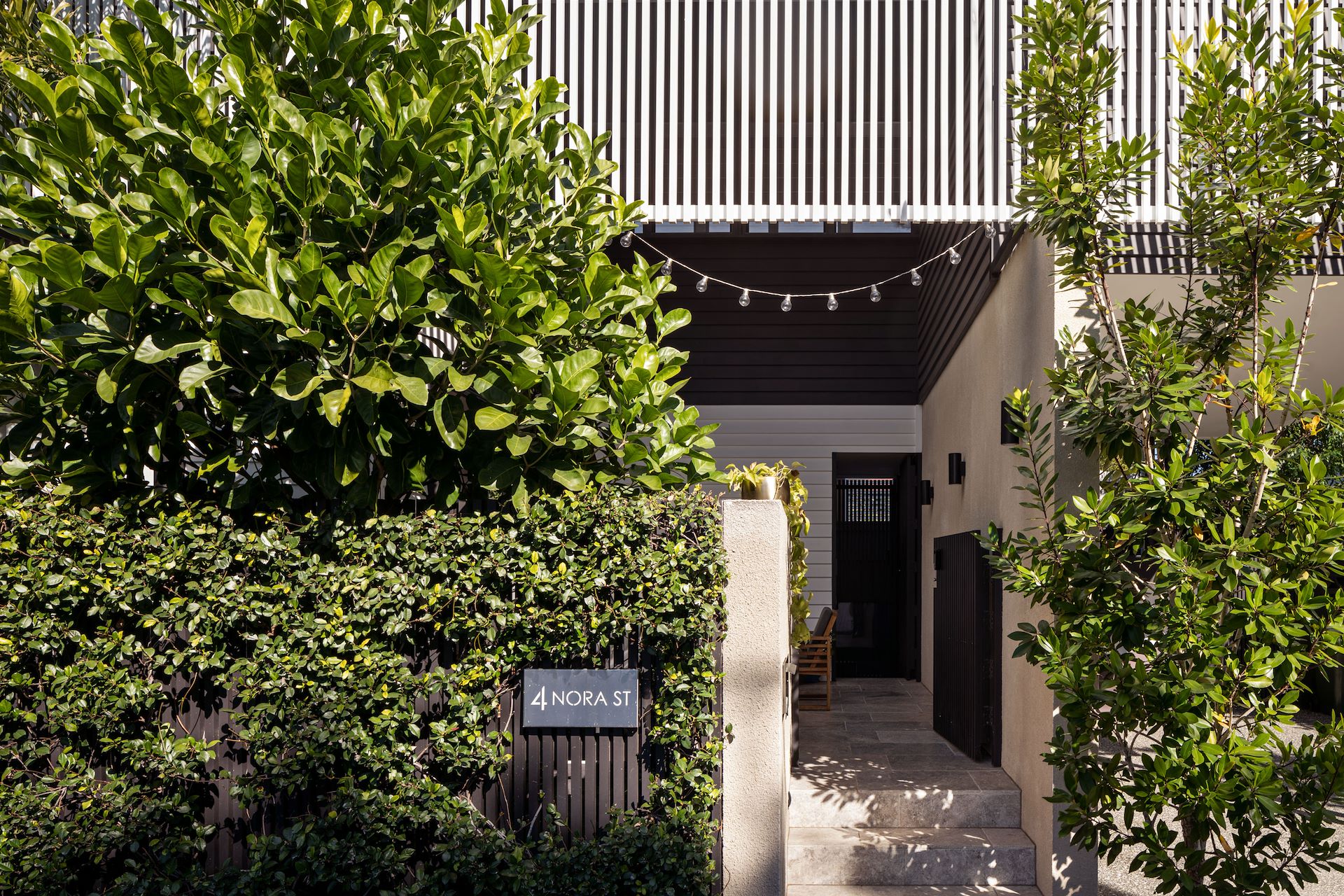 4 Nora Street, Balmoral, QLD 4171