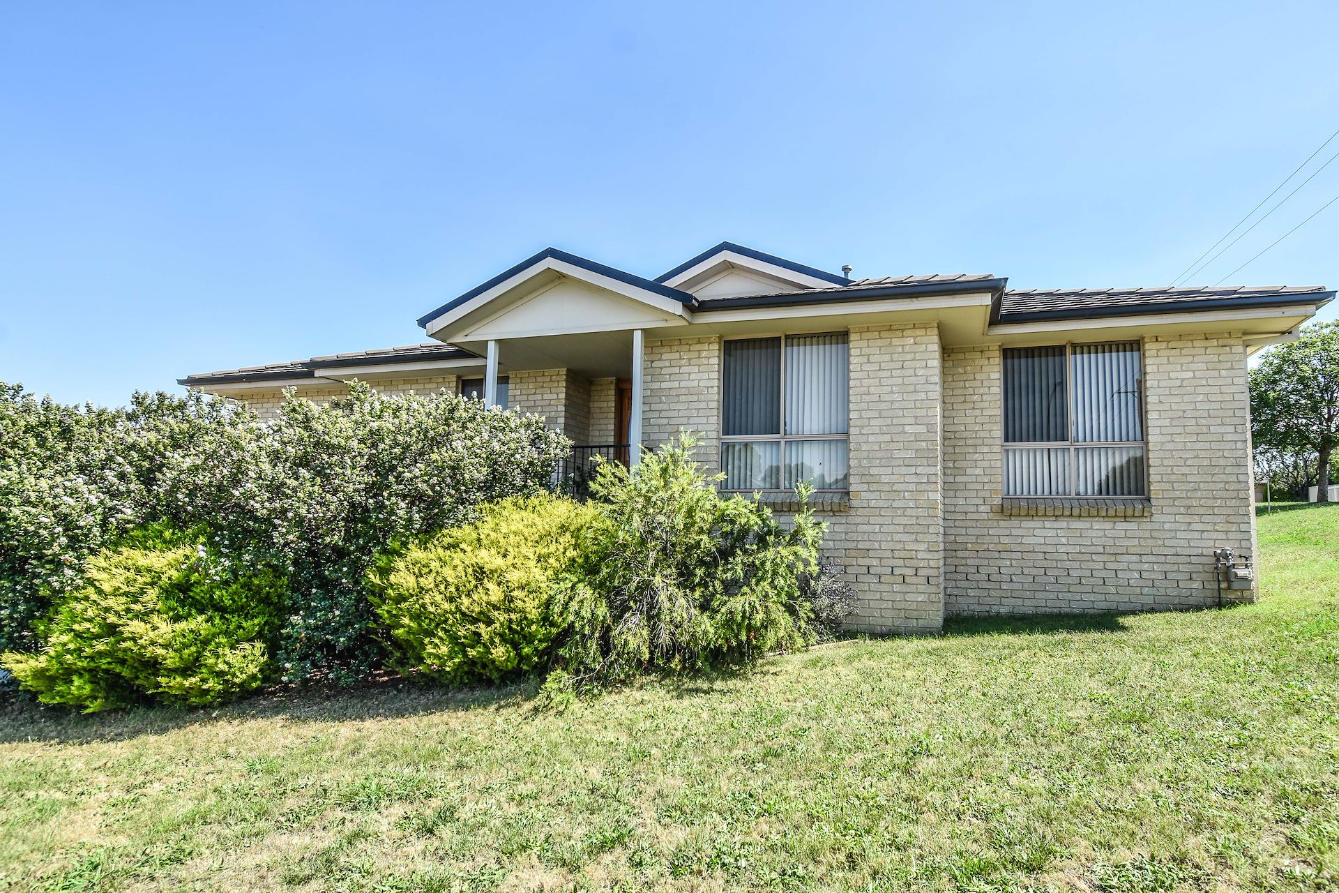 2 Brooklands Drive, Orange, NSW 2800